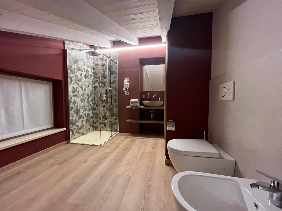 Le Rocce Val Di Non - Quality Room & Breakfast Tassullo Eksteriør bilde