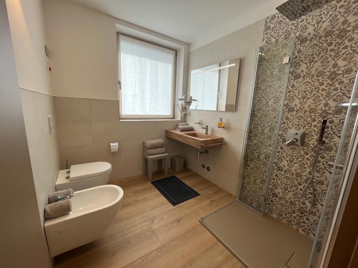 Le Rocce Val Di Non - Quality Room & Breakfast Tassullo Eksteriør bilde