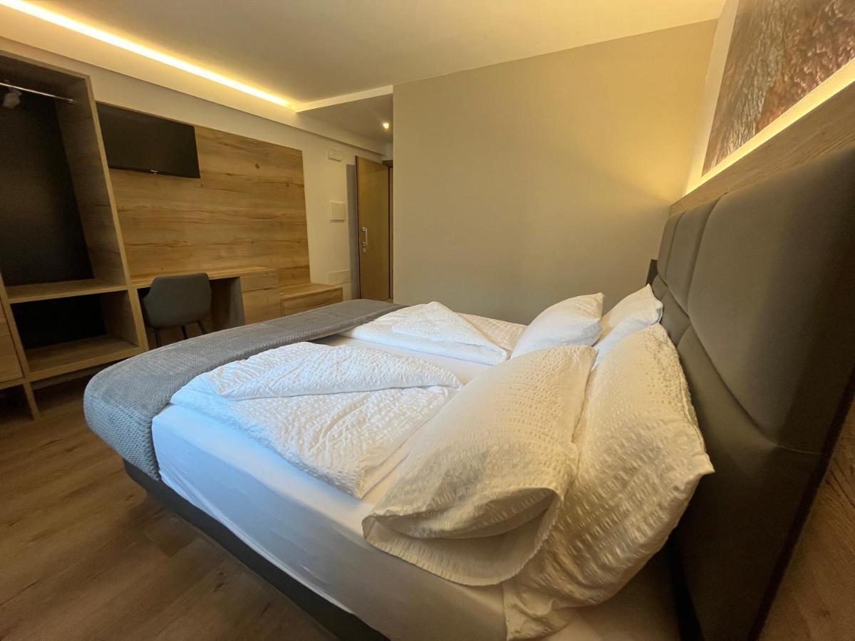 Le Rocce Val Di Non - Quality Room & Breakfast Tassullo Eksteriør bilde